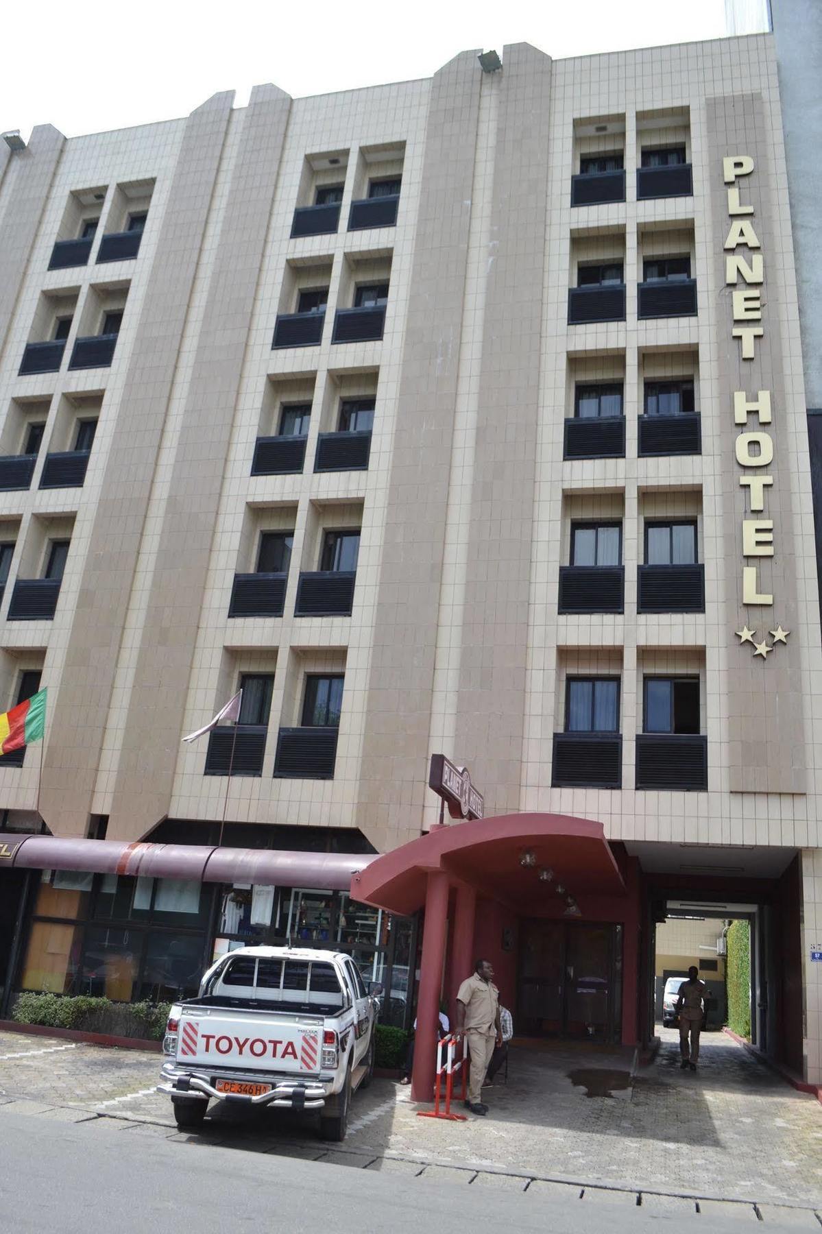 Planet Hotel Douala Eksteriør bilde